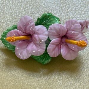 Floral set of China Brooches with Hibiscus &  Roses